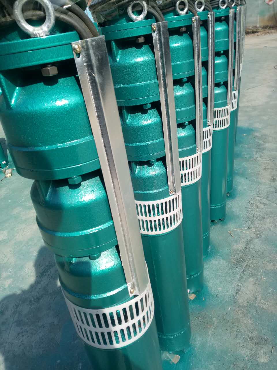 精品农用潜水泵